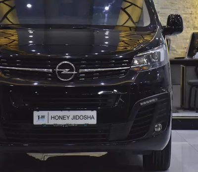 AED 1,447 EMi at 0% DP | DIESEL ( ديزل ) Opel Zafira Life ( 2023 Model ) in Black Color GCC Specs-3