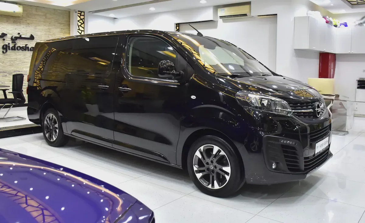 AED 1,447 EMi at 0% DP | DIESEL ( ديزل ) Opel Zafira Life ( 2023 Model ) in Black Color GCC Specs-2-2