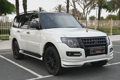 0% DP - SIGNATURE EDITION - MITSUBISHI PAJERO GLS 2020 - ACCIDENT FREE - GCC-0