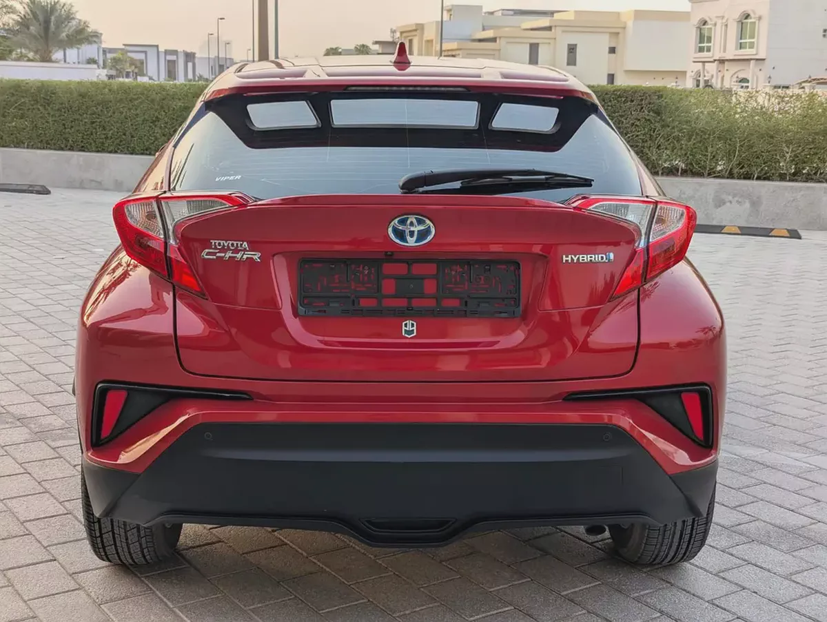 Toyota C-HR Hybrid GX 2020 GCC Specs - Interior and Exterior Excellent Condition Experience the-7-7
