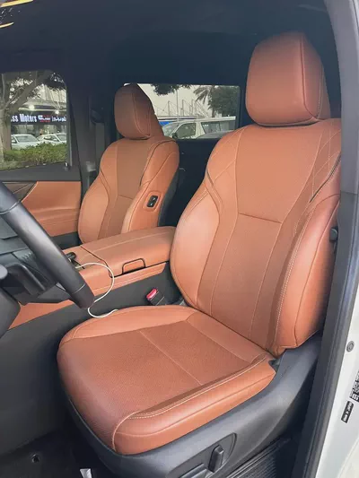 Toyota Alphard EXECUTIVE LOUNGE 2024 - Korean Specs-11