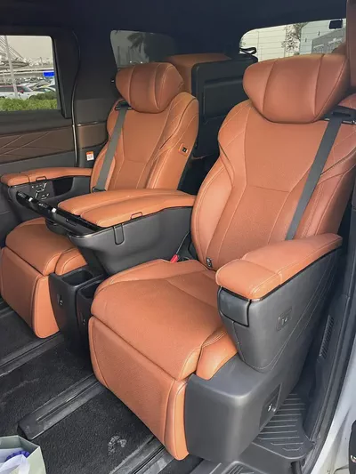 Toyota Alphard EXECUTIVE LOUNGE 2024 - Korean Specs-14