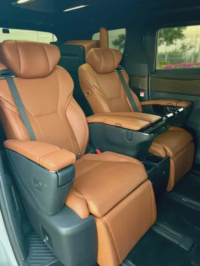 Toyota Alphard EXECUTIVE LOUNGE 2024 - Korean Specs-15