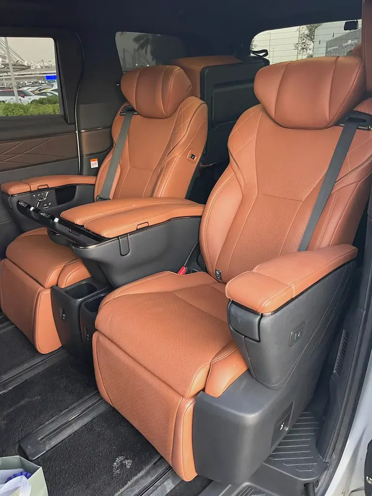 Toyota Alphard EXECUTIVE LOUNGE 2024 - Korean Specs-14-14