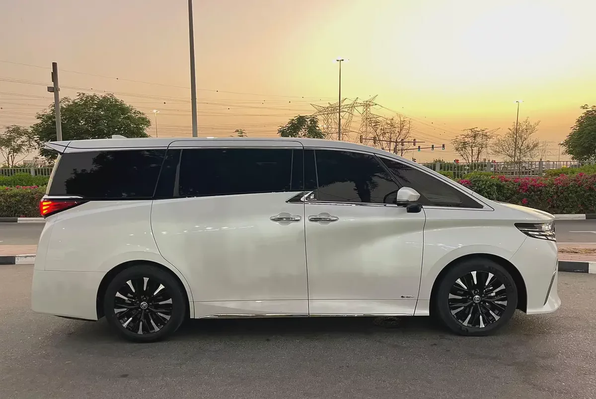 Toyota Alphard EXECUTIVE LOUNGE 2024 - Korean Specs-6-6