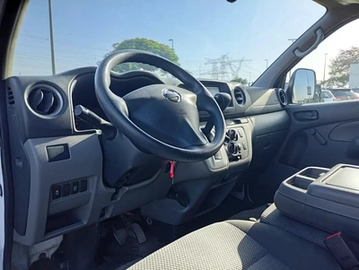 Automatic Gear Nissan Urvan Van 2022 GCC Specs-6