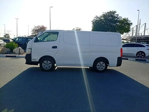 Automatic Gear Nissan Urvan Van 2022 GCC Specs