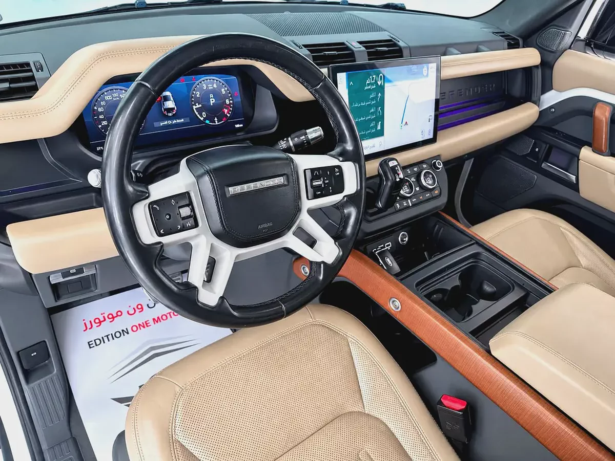 2022 Land Rover Defender 110 HSE P400 GCC Specs-4-4