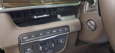 Cadillac Escalade -5