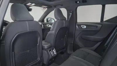 2024  Volvo XC40 B4 Ultimate Dark | GCC Specs | Volvo Active Warranty February 2029-4