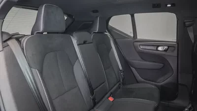 2024  Volvo XC40 B4 Ultimate Dark | GCC Specs | Volvo Active Warranty February 2029-5