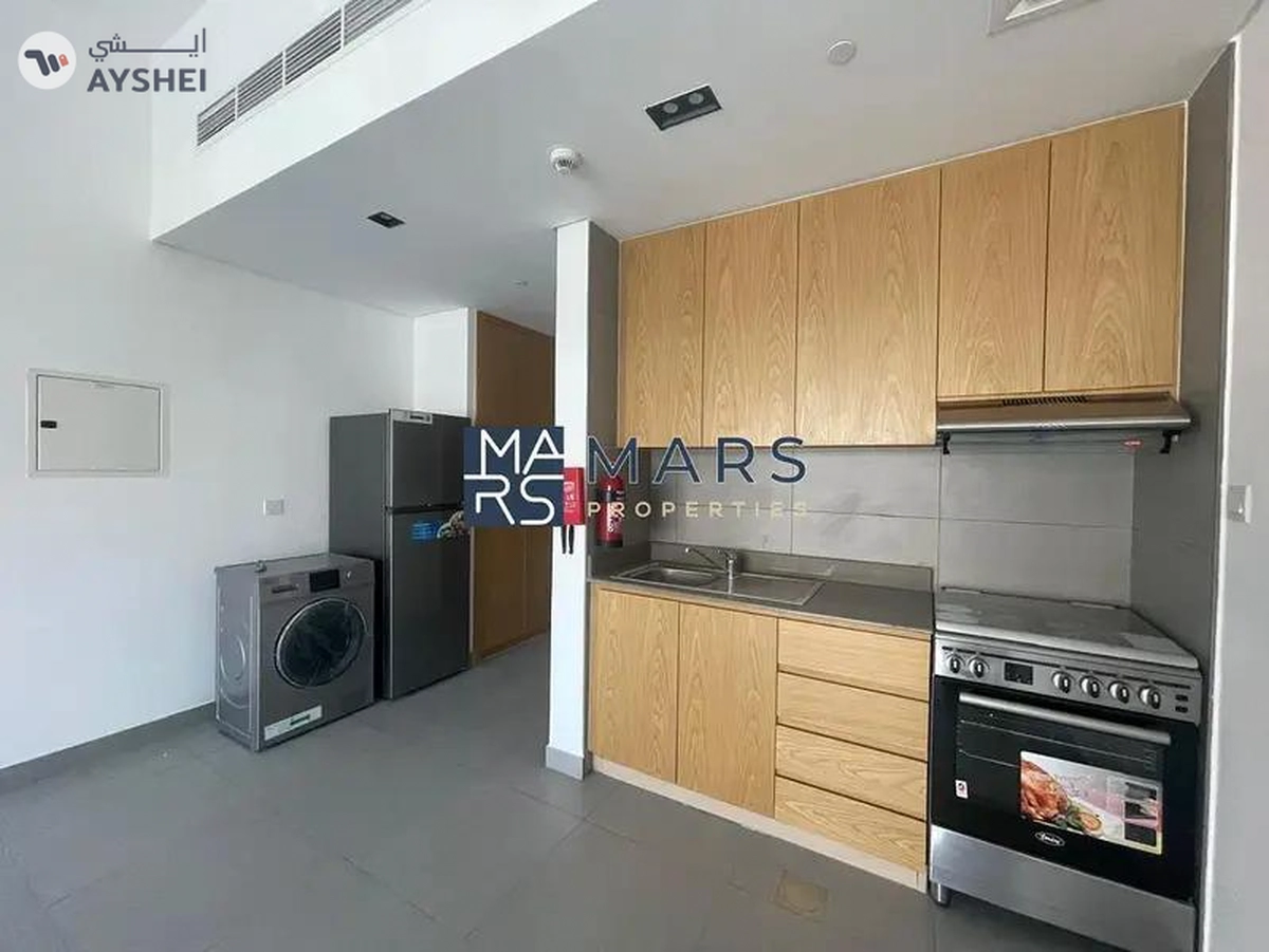Luxury| Spacious| Studio| With Balcony+ Covered Parking| Best Price| Close University City