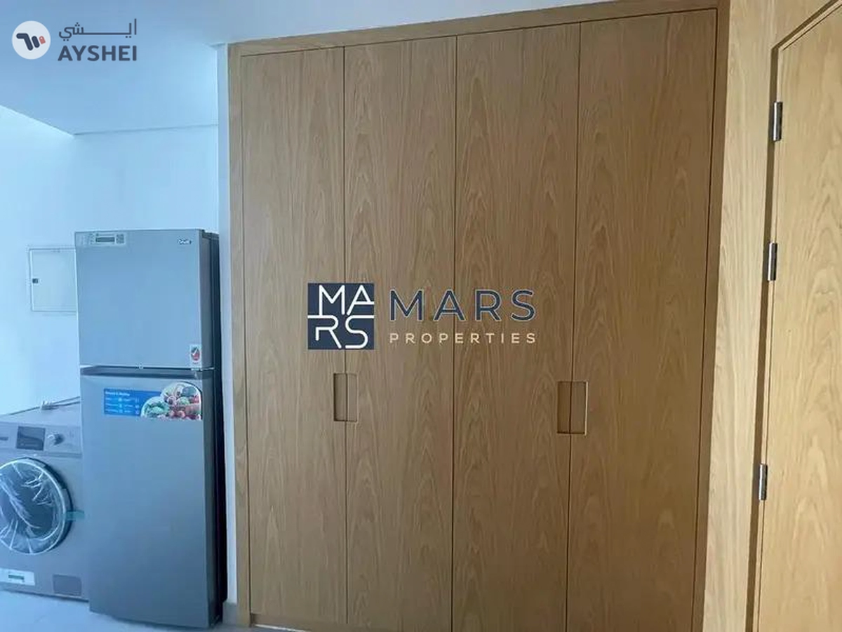 Luxury| Spacious| Studio| With Balcony+ Covered Parking| Best Price| Close University City