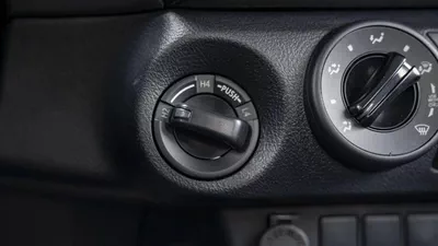 Toyota Hilux GL -8