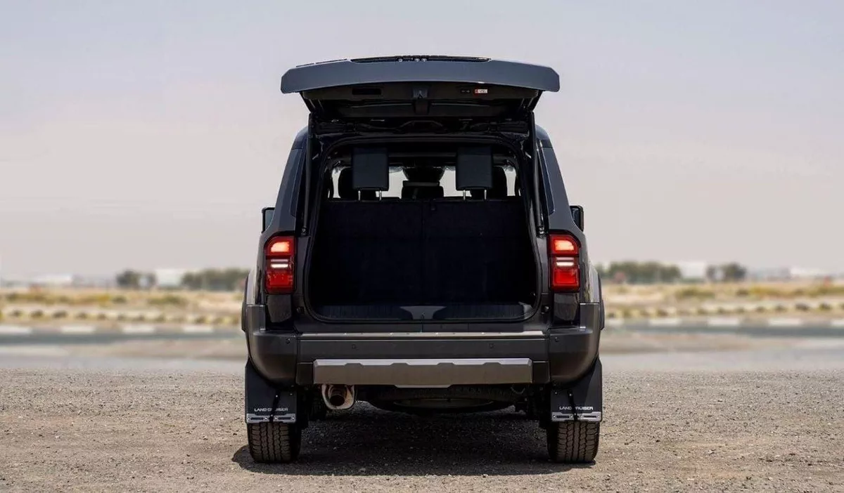 Toyota Prado GXR TOYOTA PRADO 250 LUXURY  2.8D AT MY2024 – GREY-18-0
