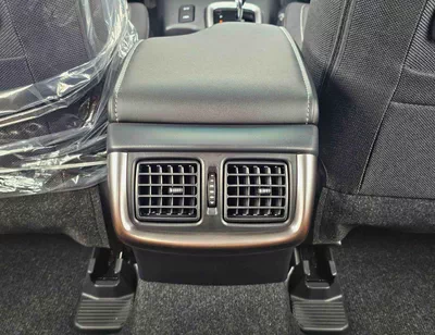 Toyota Hilux SR5 TRD || 4.0L PETROL V6 4WD | WOOD INTERIOR W VISOR | BLIND SPOT | DIFFLOCK | DVD+CAMERA | READY S-24