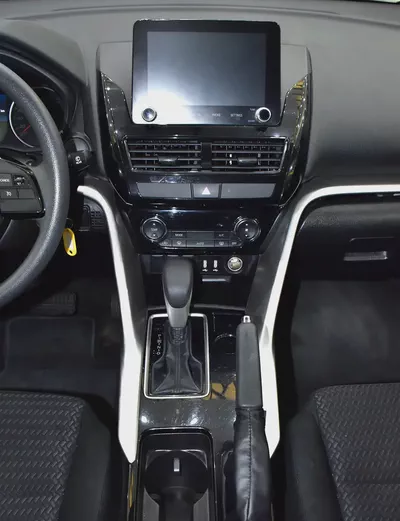 AED 1,041 EMi at 0% DP | Mitsubishi Eclipse Cross ( 2025 Model ) in White Color GCC Specs-14