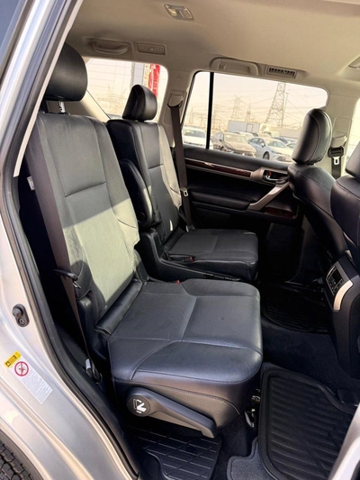 Lexus GX460 PLATINUM Premier 4.6L 4WD-16