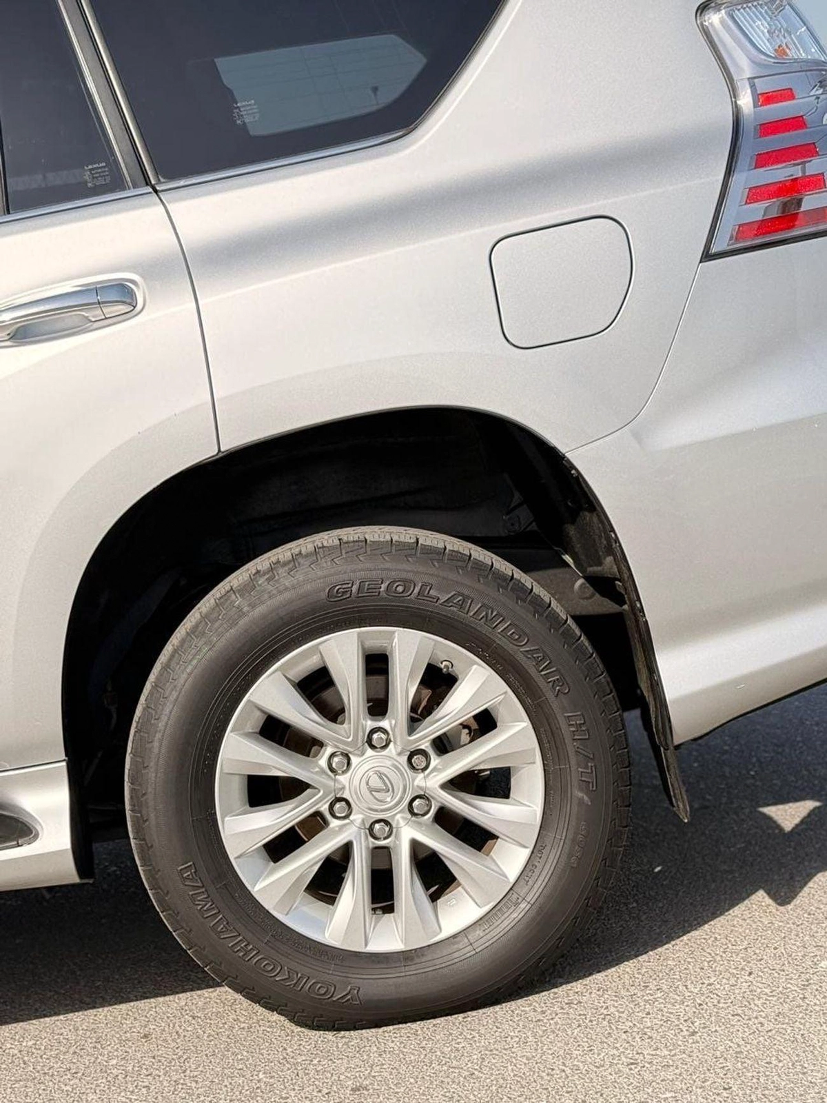 Lexus GX460 PLATINUM Premier 4.6L 4WD-11-0