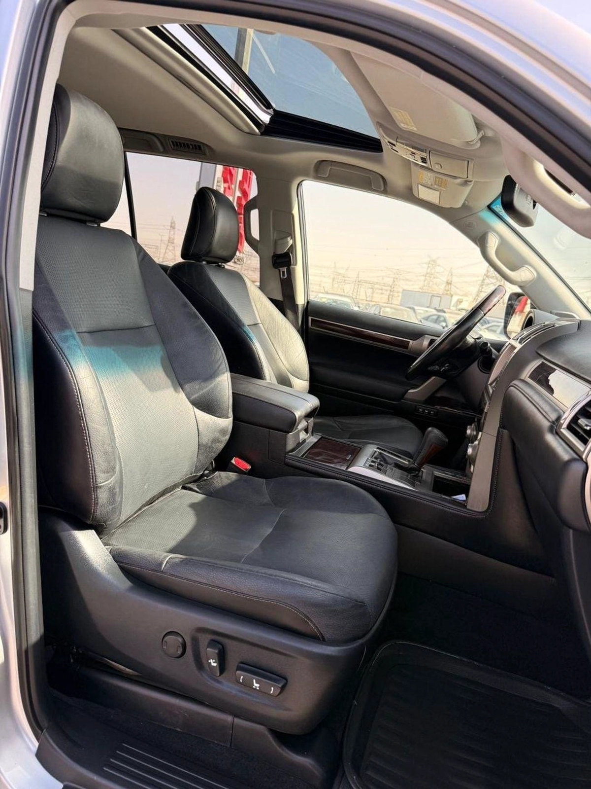 Lexus GX460 PLATINUM Premier 4.6L 4WD-5-0