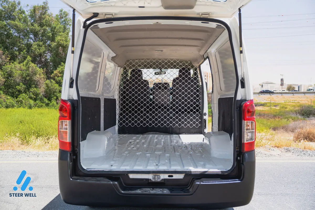 2020 Nissan Urvan NV350 | Manual | GCC Specs-9-9