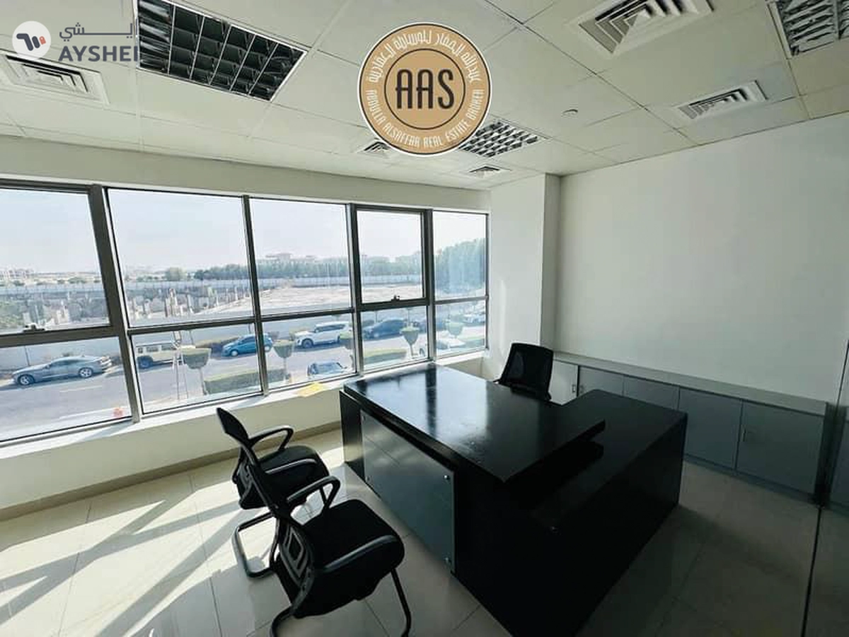Office space available in dip1 area prime location-3-3