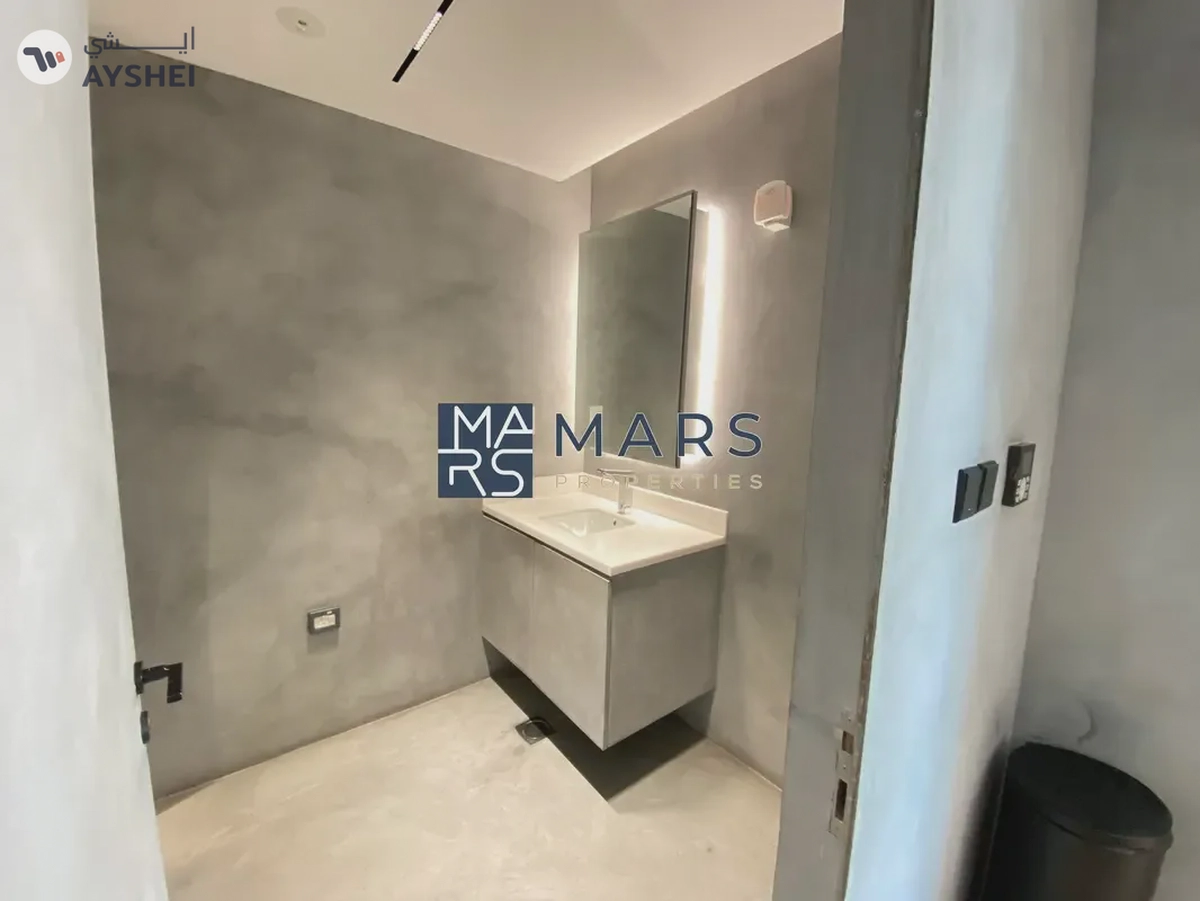 Biggest Layout | Fully Furnished | Big Balcony | Easy Access-3-3