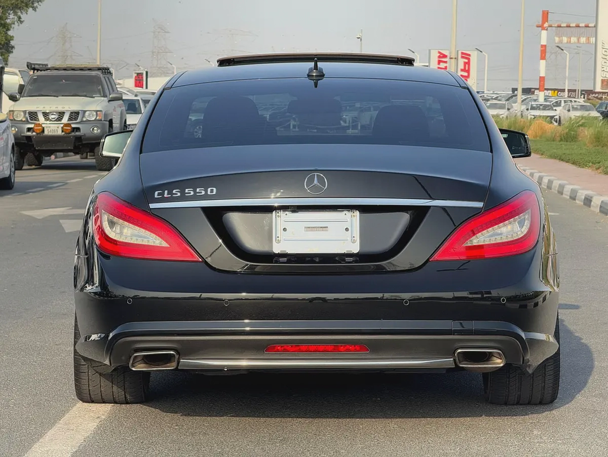 Mercedes Benz CLS550 AMG PKG 2012 97,000km - 4.5 Auction Grade - Japan Import - Clean Title-5-5