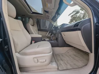 Toyota Prado VXR 2022 | GCC Specs | Full Option V6 Interior and Exterior Excellent Condition-10