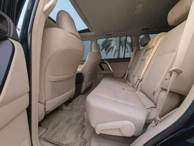 Toyota Prado VXR 2022 | GCC Specs | Full Option V6 Interior and Exterior Excellent Condition-11