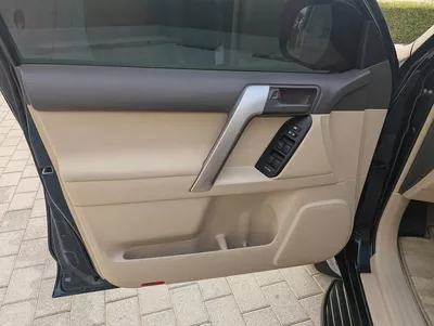 Toyota Prado VXR 2022 | GCC Specs | Full Option V6 Interior and Exterior Excellent Condition-16