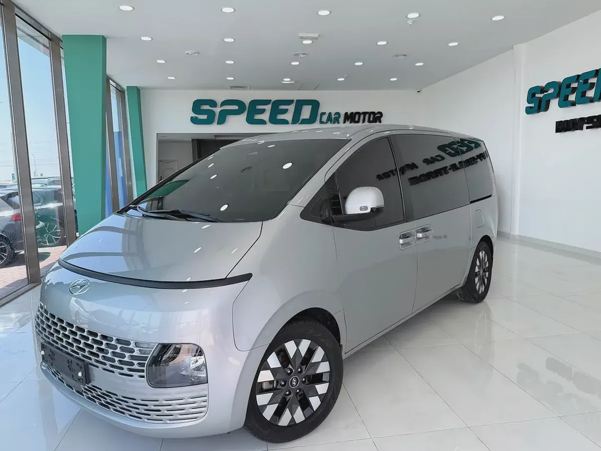 Hyundai Staria Premium 2022 Korean Specs