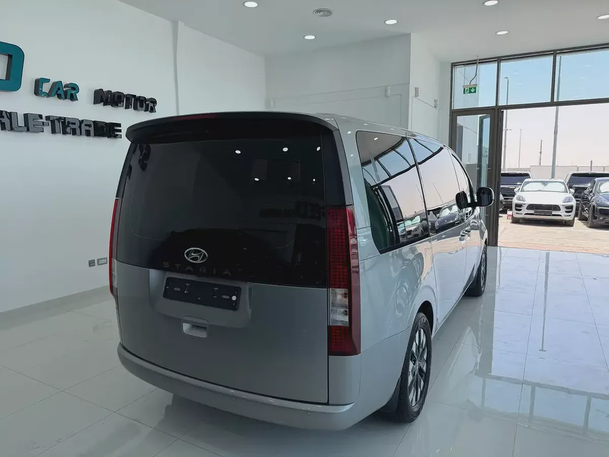 Hyundai Staria Premium 2022 Korean Specs-8-8