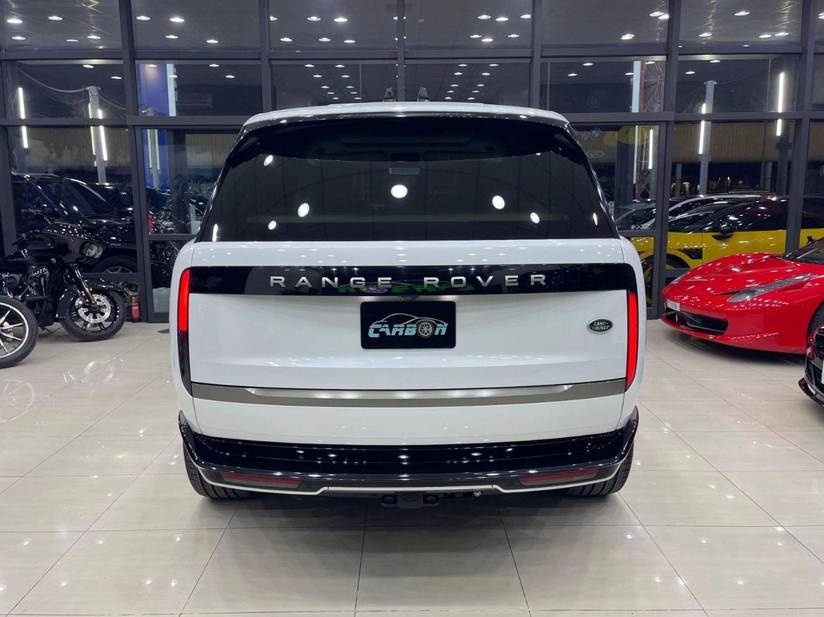 Land Rover Range Rover First Edition P400 3.0L-8-8