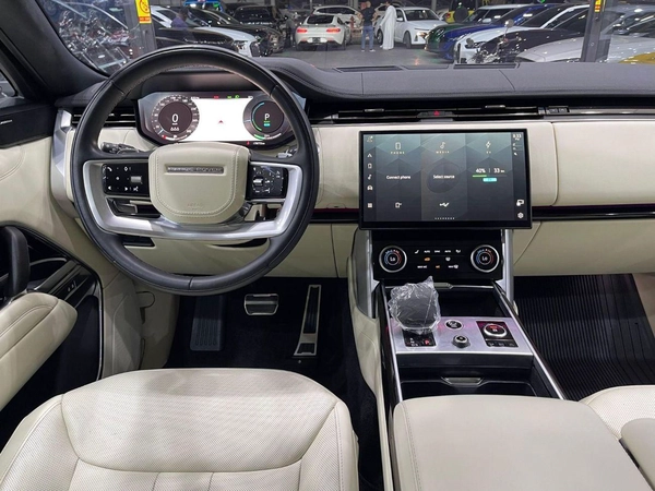 Land Rover Range Rover First Edition P400 3.0L