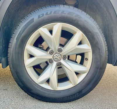 Volkswagen Teramont SE FULL OPTION 4MOTION V6 2019 GCC Specs-9