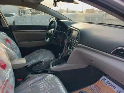 Hyundai Elantra 2019 - American Specs-9