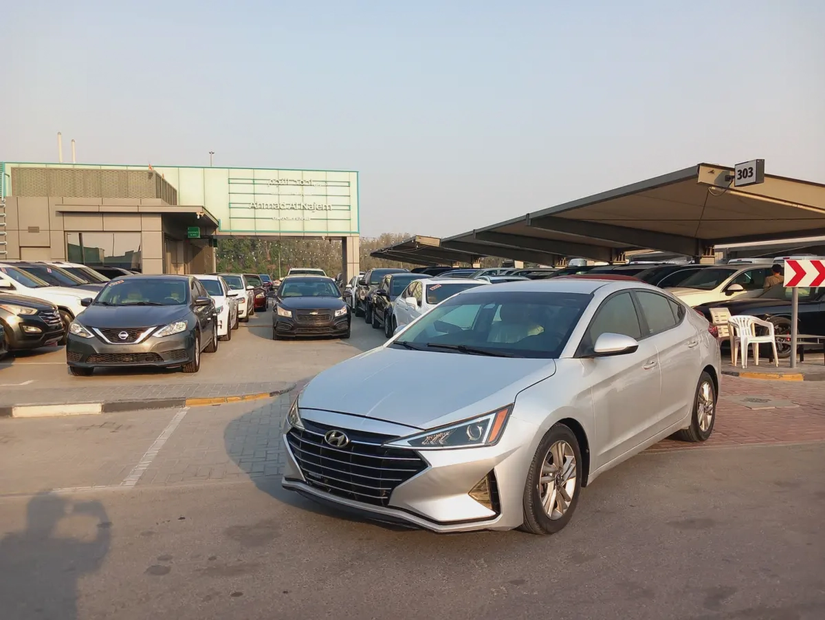 Hyundai Elantra 2019 - American Specs-1-1
