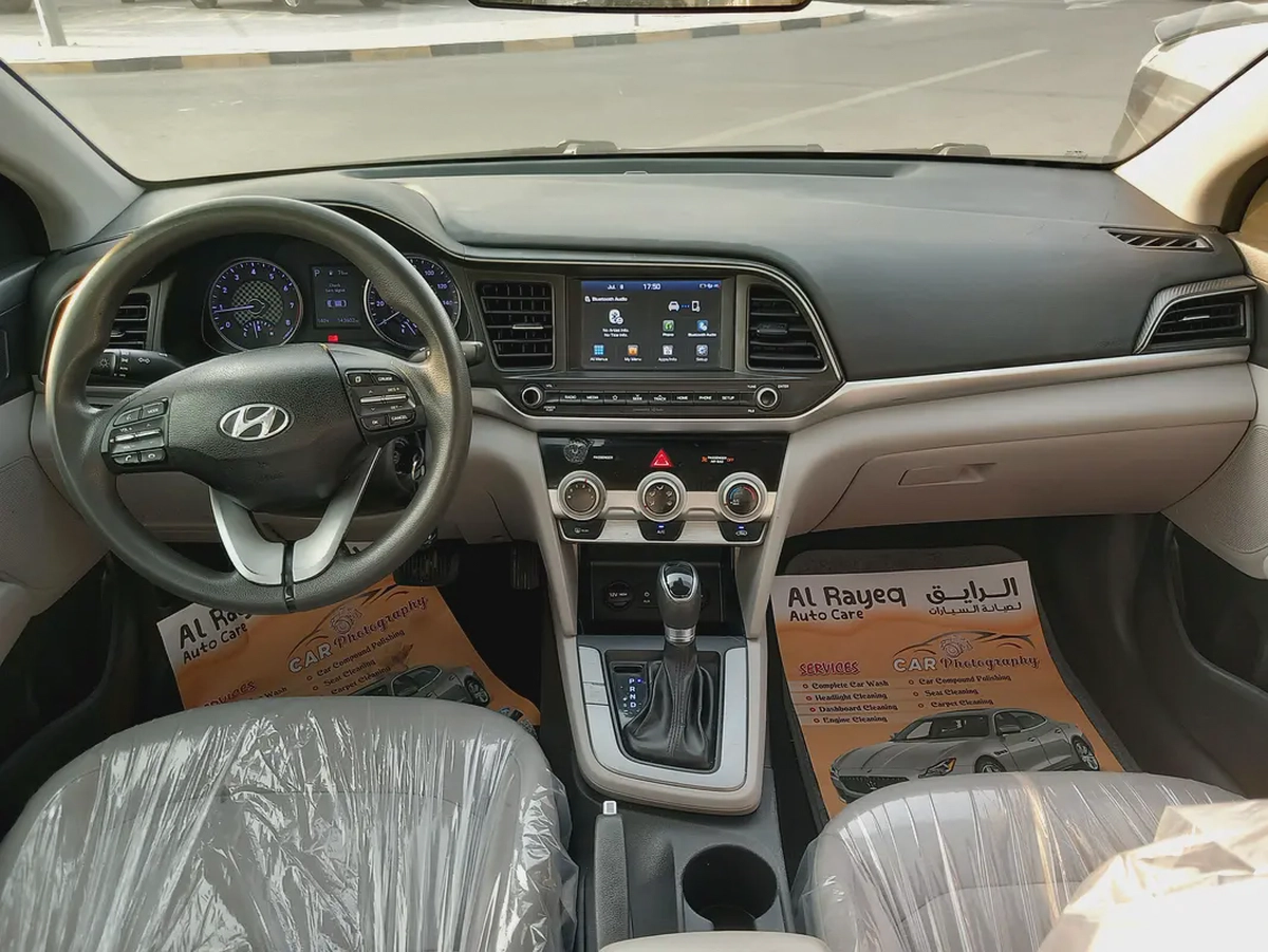 Hyundai Elantra 2019 - American Specs-8-8