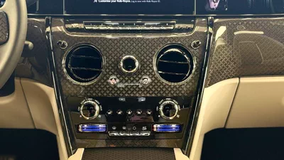 Rolls Royce Cullinan BLACK BADGE - Rolls Royce Cullinan 2025-6