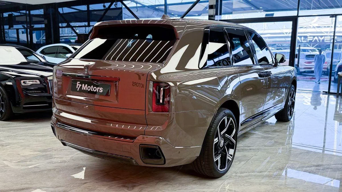 Rolls Royce Cullinan BLACK BADGE - Rolls Royce Cullinan 2025-21-0