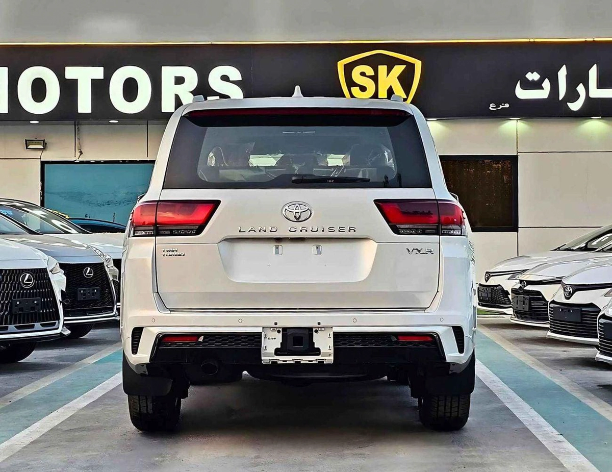 Toyota Land Cruiser VXR-Z TWIN TURBO EXCL || 3.5L PETROL V6 / RADAR / 360*CAMERA / SUNROOF , LEATHER (CODE # LCTVXRZ)-4-0