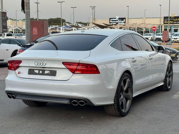 Audi S7 Top 4.0L (420 HP)