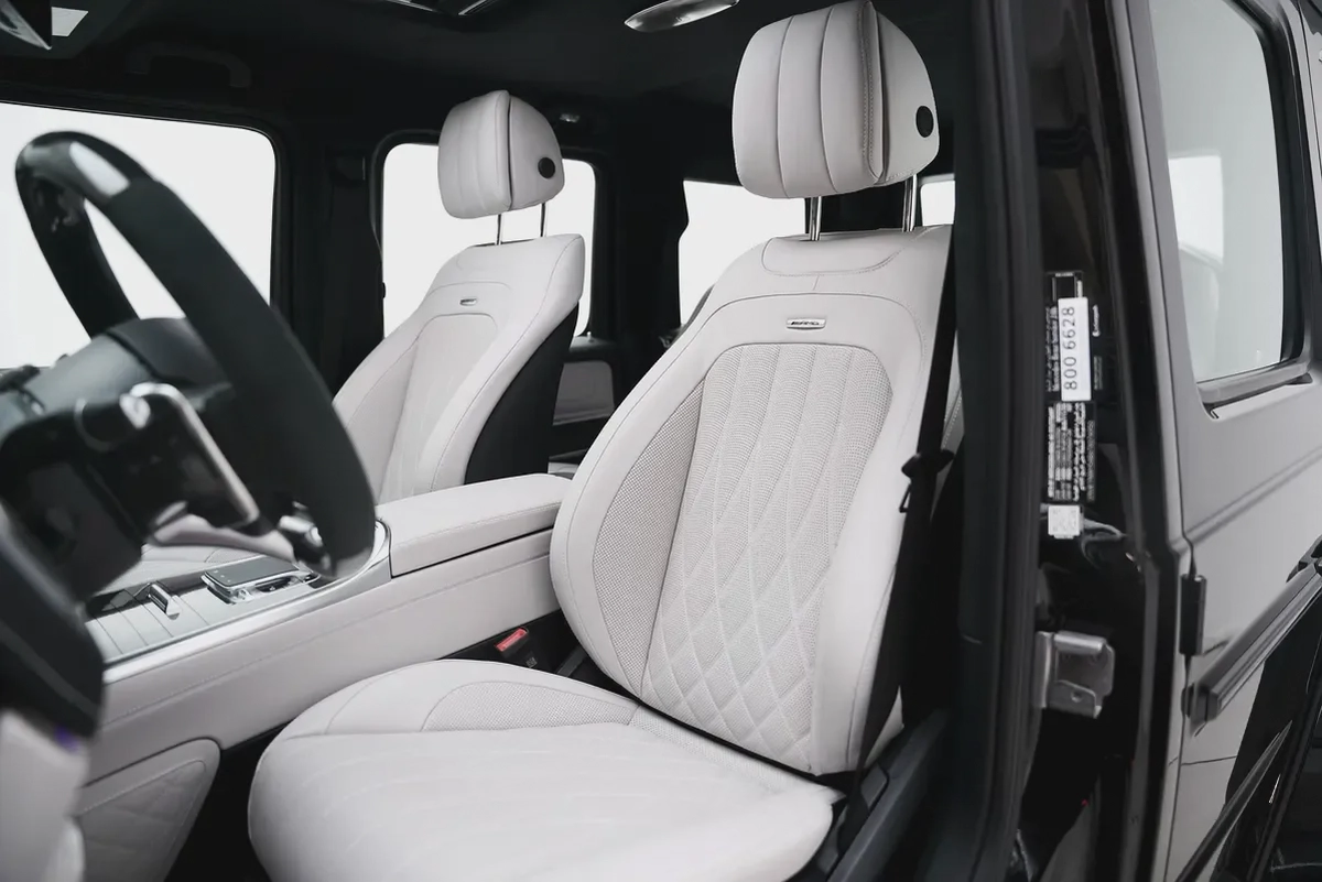 2026 MERCEDES BENZ AMG G63 WITH WARRANTY AND SERVICE CONTRACT-15-15