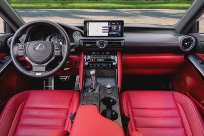 4,289 P.M |  IS 350 F Sport Prestige | 0% Downpayment | Lexus Warranty!-7