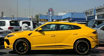 Lamborghini Urus S 4.0T V8 S Canadian Specs Original paint 2023 - AED 880,000 (AED 925,000)-8