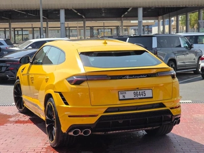 Lamborghini Urus S 4.0T V8 S Canadian Specs Original paint 2023 - AED 880,000 (AED 925,000)-7