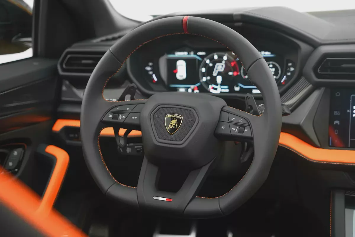 2026 Lamborghini Urus SE European Specs-6-6