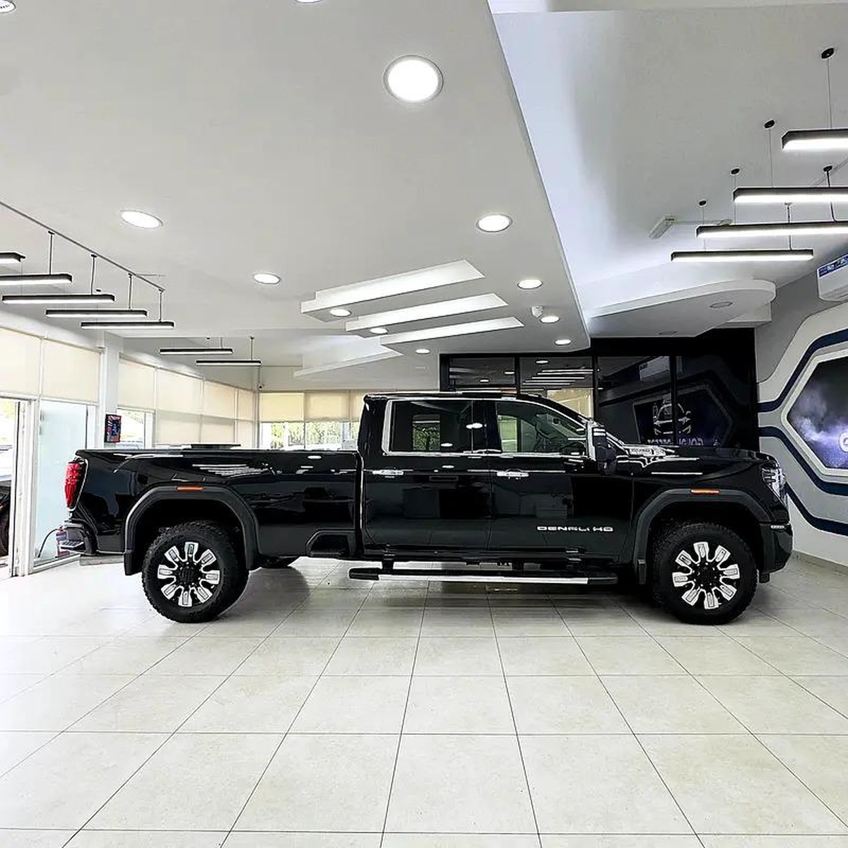 2025 GMC Sierra Denali 2500 HD DIESEL LONG-1-1