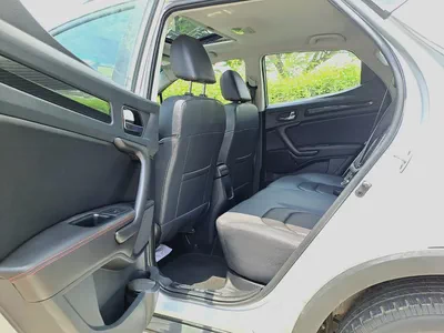 444-Monthly l GCC l Sunroof, Leather, Cruise l Accident Free-12